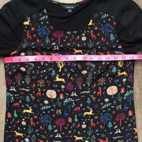 RW&CO. Ladies blouse woodland theme pattern xxs - Picture 5 of 7